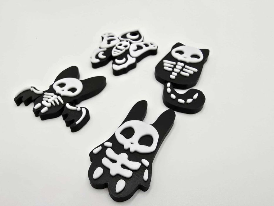 Czarne Szkielety — Magnesy na lodówkę — Druk 3D