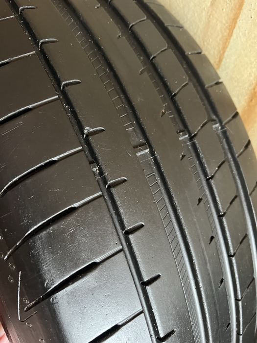Майже НОВА літня резина 255/60 r18 Good Year Eagle F1