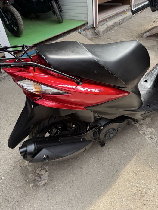 Suzuki AddressV125s з контейнера