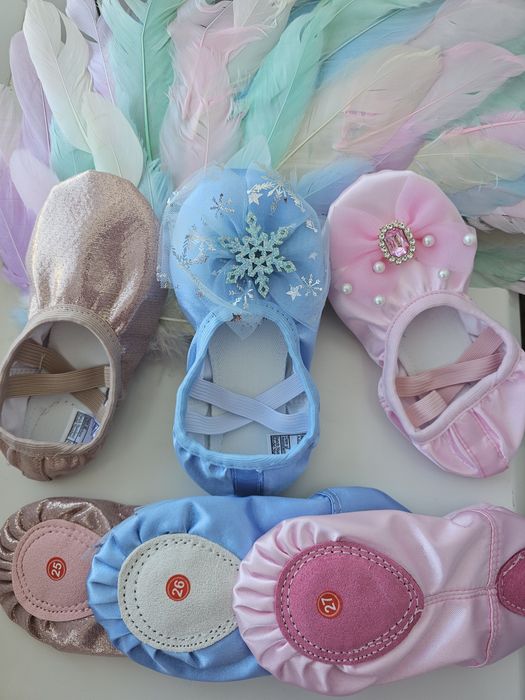 Святкові чешки блакитні рожеві Ельза туфельки взуття нарядная обувь