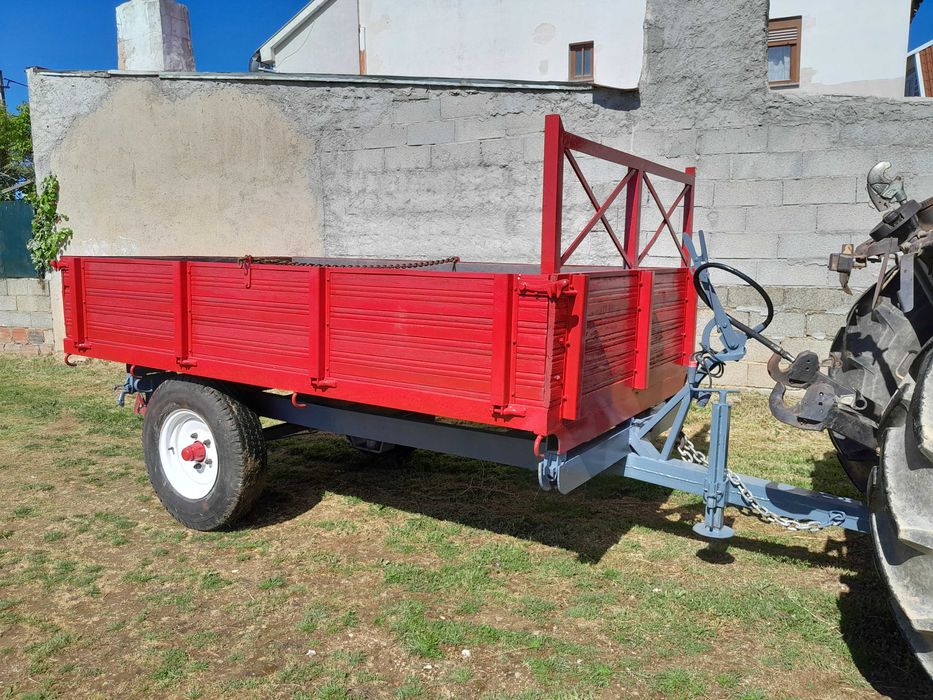 Reboques agrícolas galucho basculantes