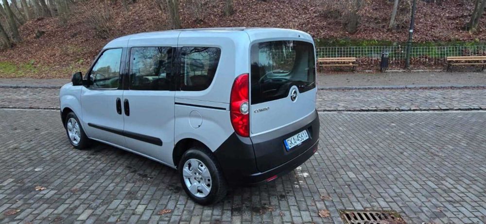 Sprzedam samochód Opel Combo