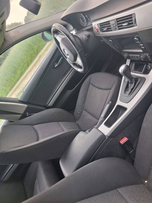 BMW E91 2.5 Benzyna