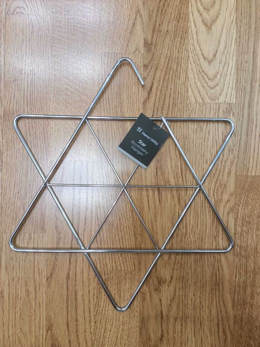 Вешалка для шарфов