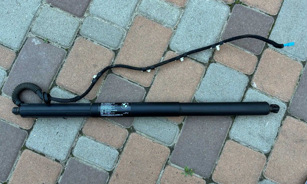 Амортизатор крышки багажника BMW X3 F25 Оригинал 51247432742