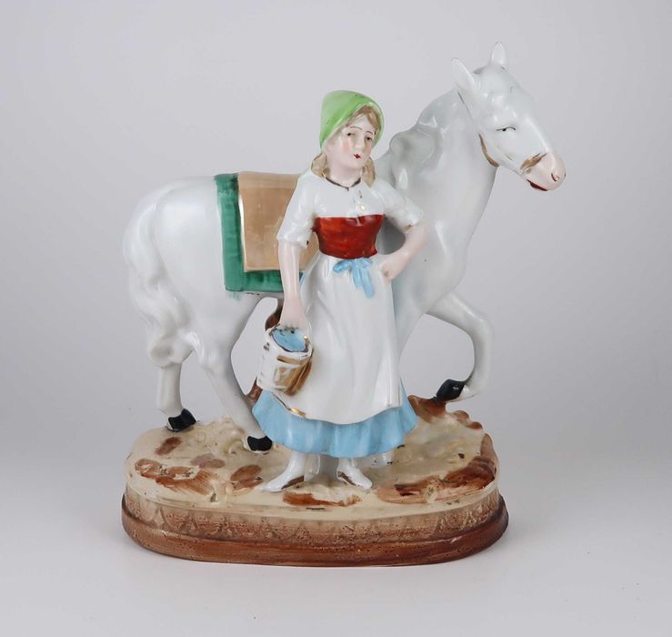 Grupo Escultórico porcelana Séc. XIX/XX - Dama com cavalo