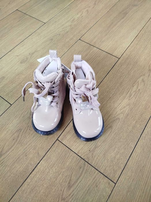 Trzewiki dziewczęce