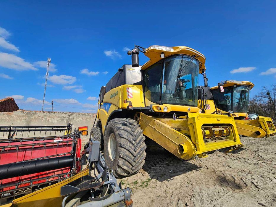 Комбайн зернозбиральний New Holland-CX8090