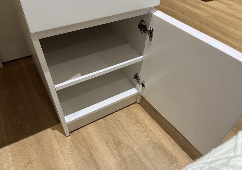 Secretária Malm IKEA