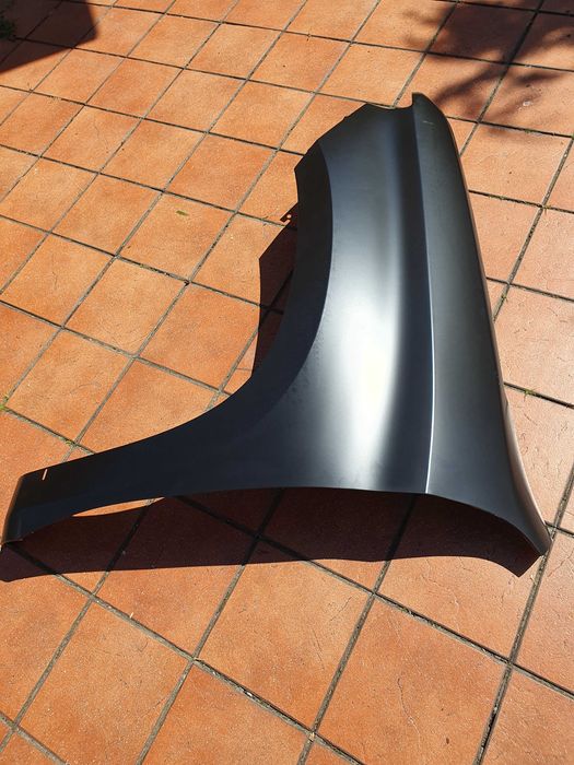 Chevrolet Silverado 1500 od 21- błotnik przedni lewy