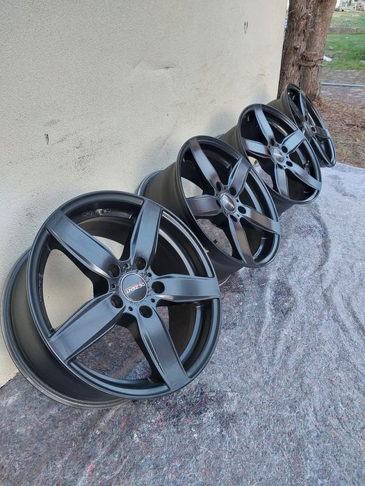 Felgi 17 DEZENT 5x120 BMW Opel VW 7,5x17 et35 72,6