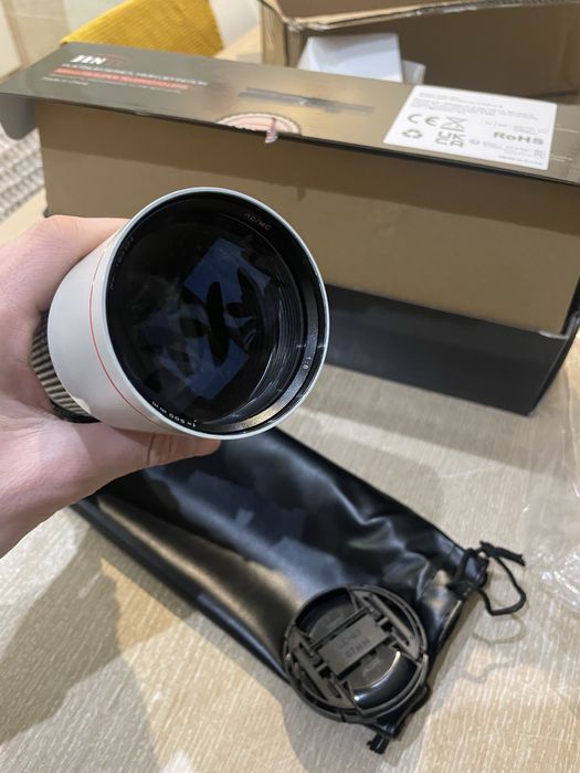 Обʼєктив JINTU 500mm f/8–32 MF з 2x телеконвертером