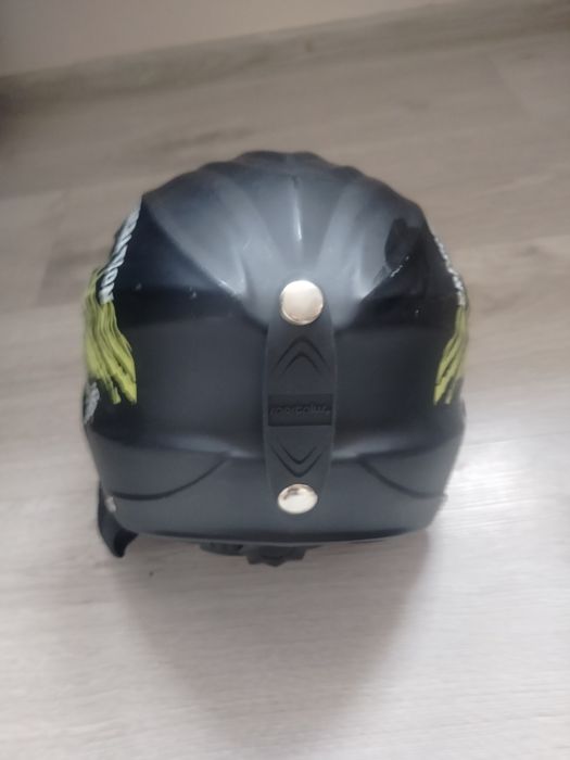 Kask narciarski dziecięcy