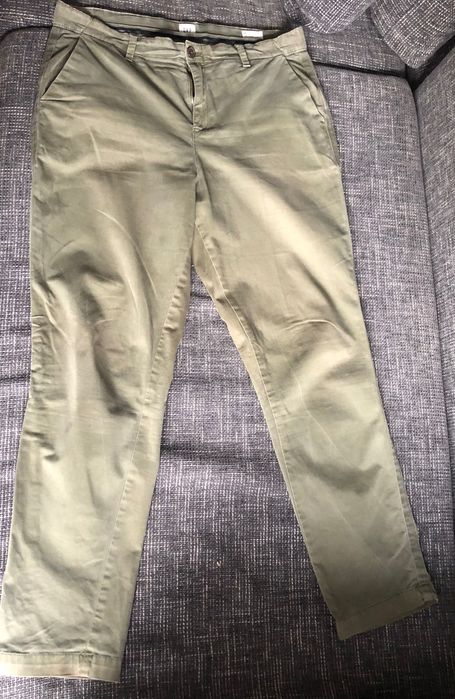 Spodnie damskie GAP chino girlfriend 10