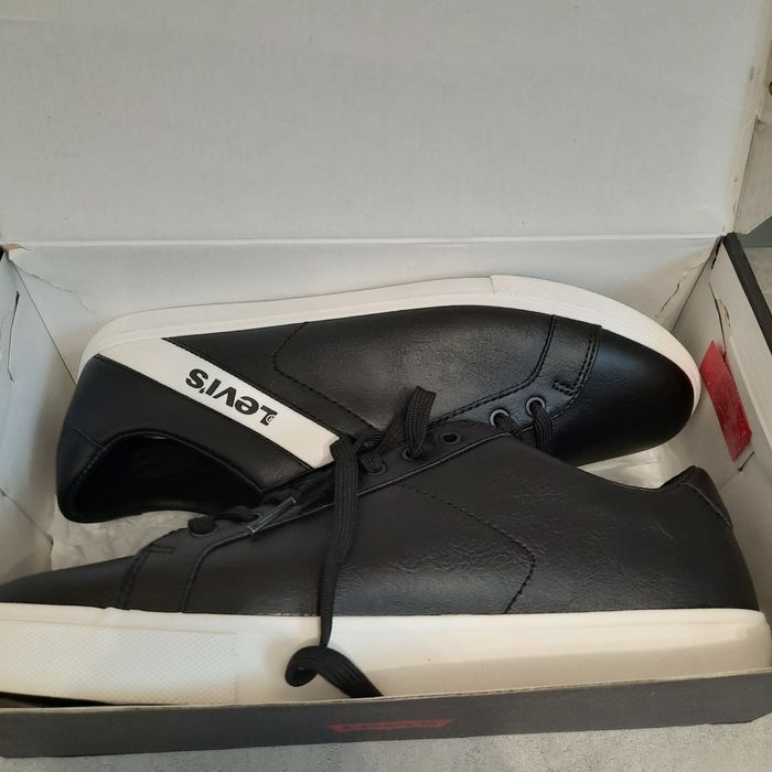 Levi's   кроссовки мужские