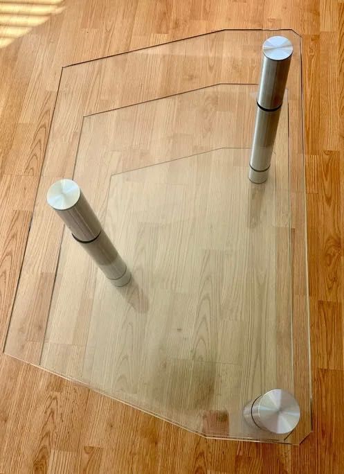 Szklany stolik pod telewizor RTV