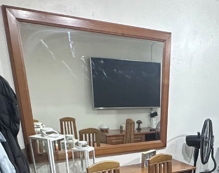 Espelho em cerejeira