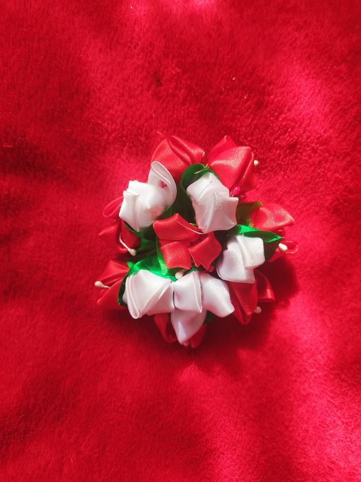 Заколки для волосся