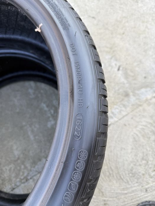 235/35/19 Hankook Kinergy 4S2