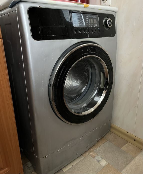 Продам пральну машину Samsung 2000грн