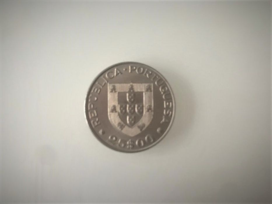 Moeda de 25 escudos "centenário da morte de Alexandre Herculano"