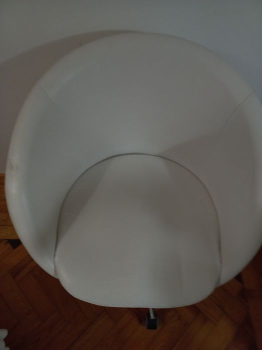 Skruvsta cadeira giratoria ikea