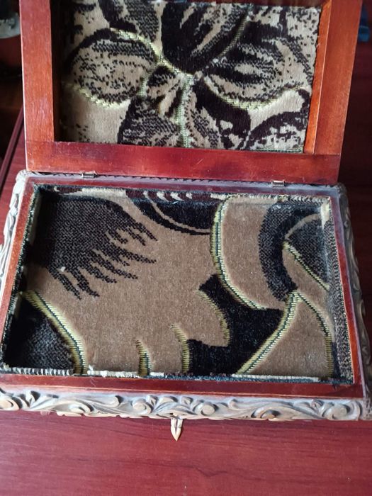 Шкатулки ручна робота