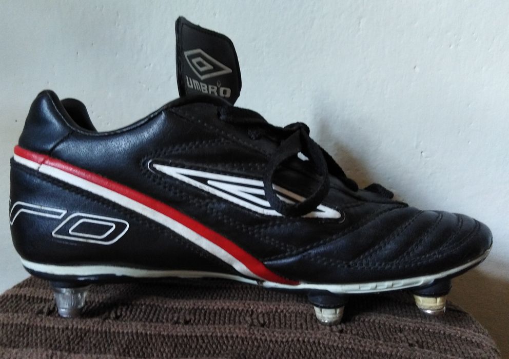 UMBRO - korki r:35,5 ***