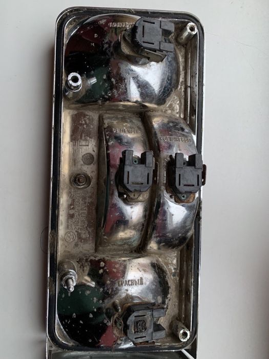 Задні фари Ваз 2106