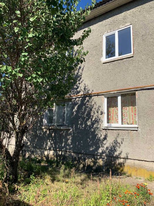 Продаю двокімнатну квартиру  "чешка"( р-он Пашини)