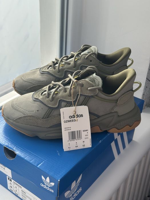 Кросівки унісекс adidas Ozweego