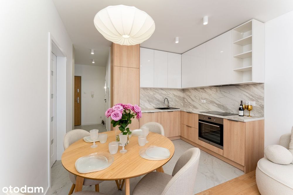 UNIKALNY Apartament | 2 Pokoje | Bez PCC | Garaż | Balkon| Bagry