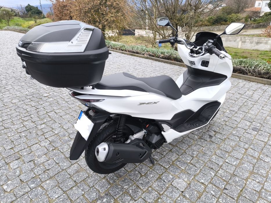 Honda PCX 125 poucos quilómetros