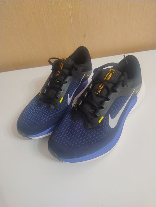 Nike, оригінал. Взував 3 рази, стан майже нових. Без дефектів. Продаю, бо не підійшов розмір. Відправлю OLX Доставкою.
