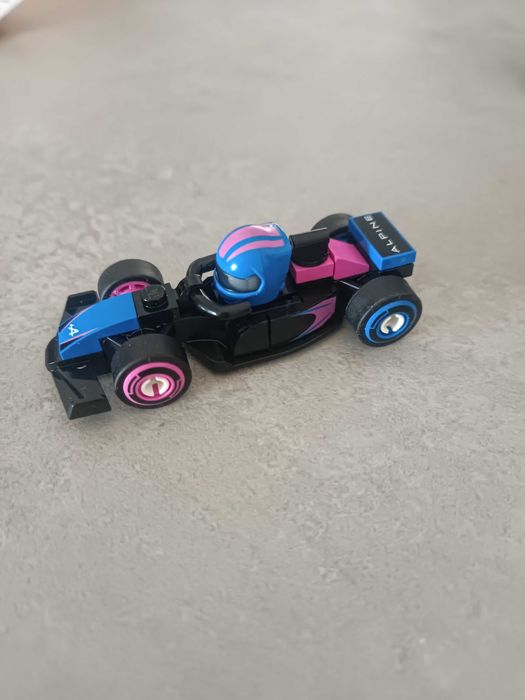 Lego Formula 1 71049