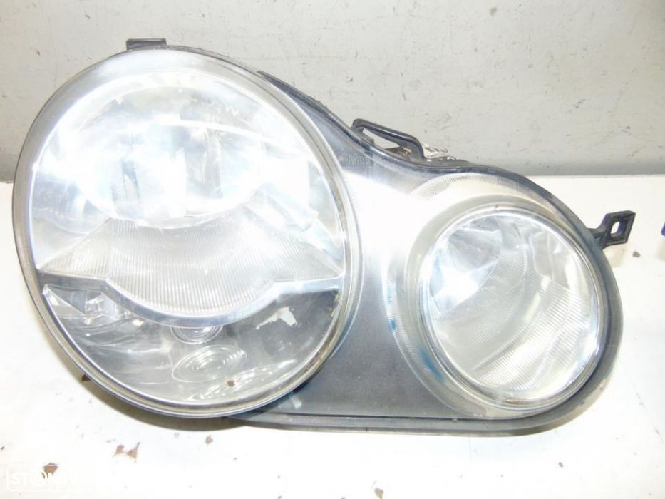 VW Polo 2002 a 2005 faróis