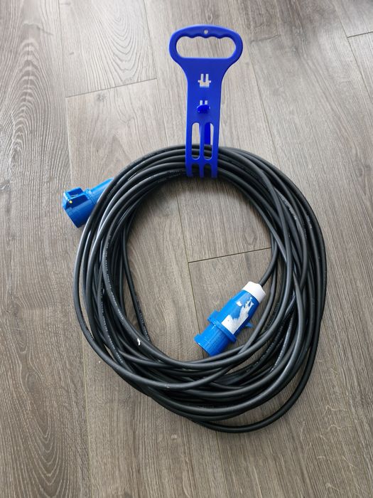 Подовжувач електричний