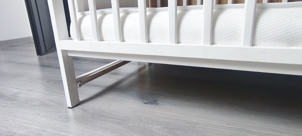 Łóżeczko 120x60 stan bardzo dobry