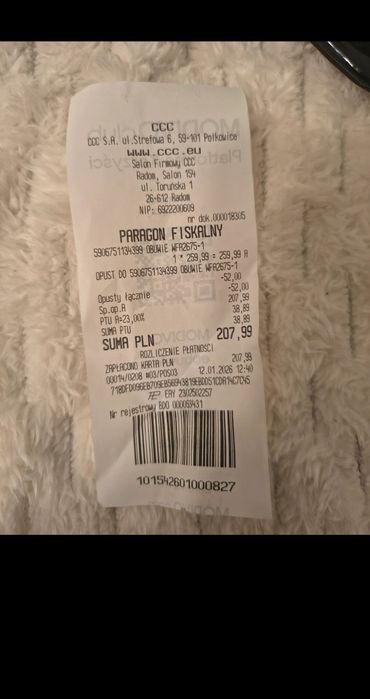 Brokatowe błyszczące szpilki