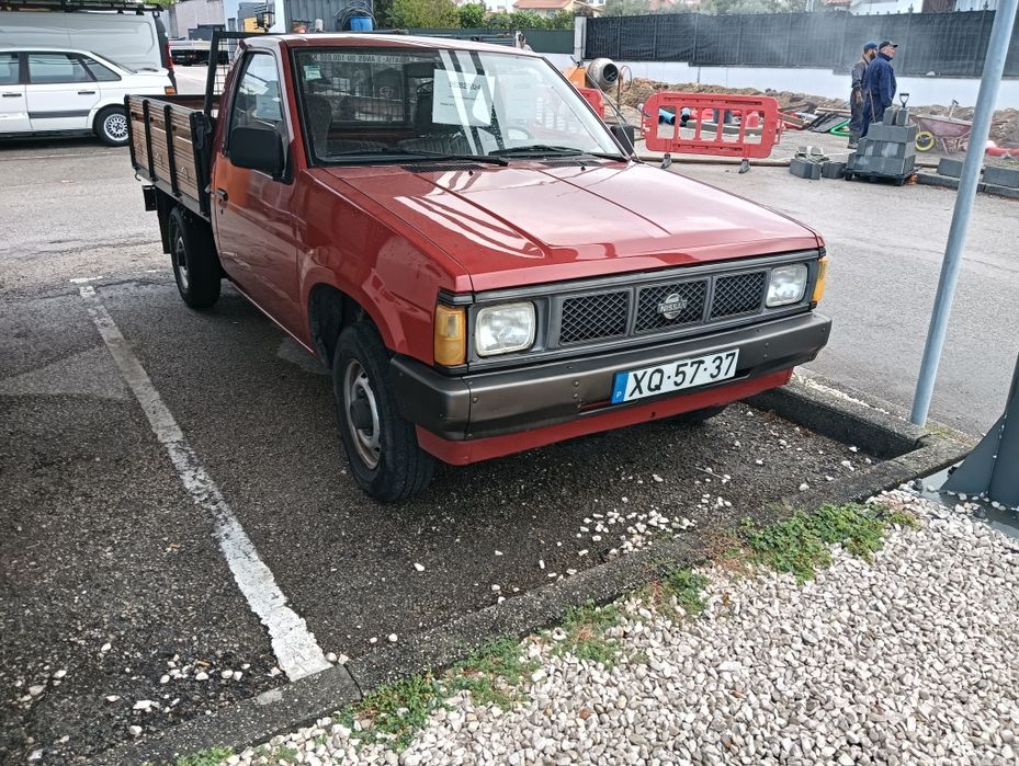 Nissan Pickup como nova