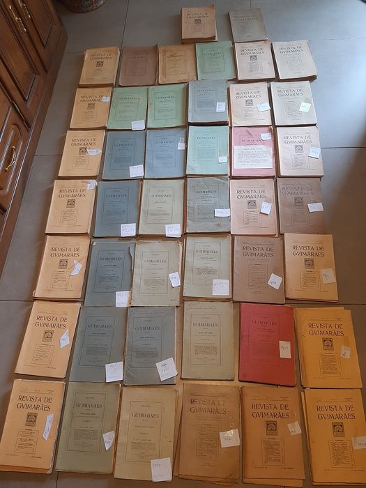 Grande Lote de Antigas Revistas de Guimarães A Mais Antiga Data de 1888
