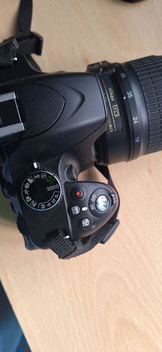 Nikon d 3200 como nova