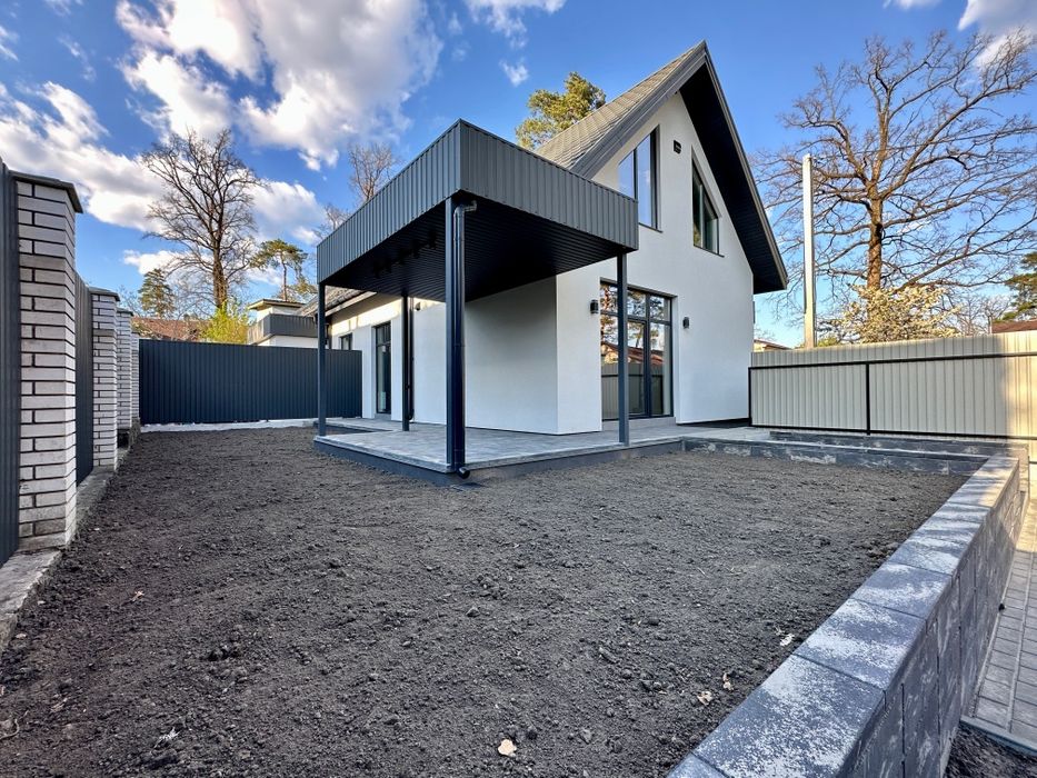 Дуплекс з новим ремонтом 100 м на 2,5 сотках землі. Буча 165000$