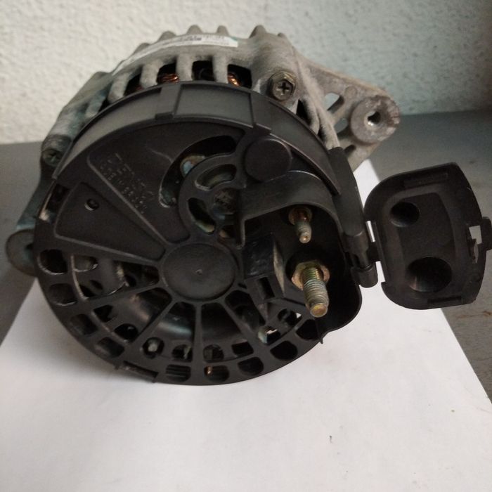 Alternador Denso 70A Hyunday Kia Suzuki
