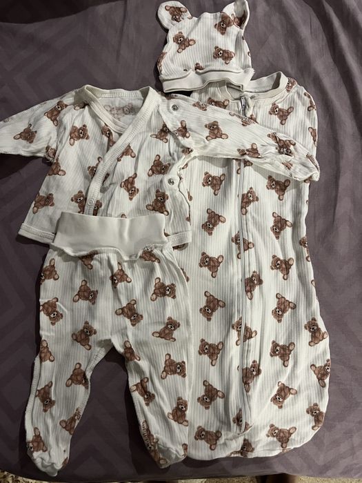 Комплект одягу і пелюшка кокон 0-3 місяці