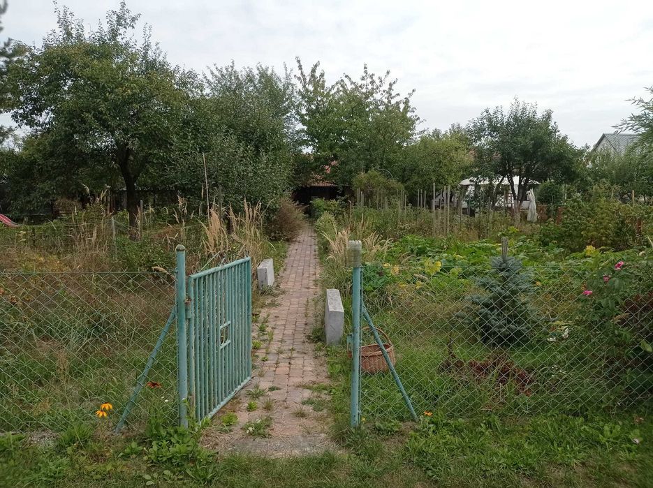 Działka rekreacyjna 500 m² z domkiem Opole - Komprachcice