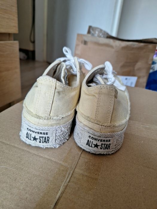 Converse żółte platforma