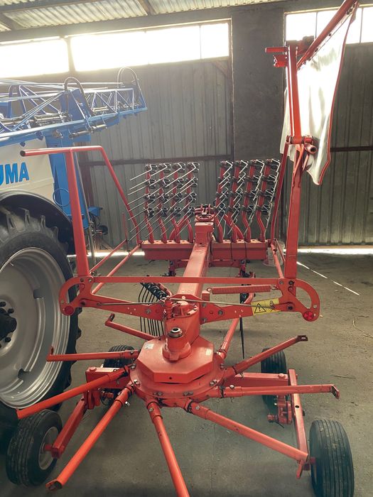 Zgrabiarka Kuhn GA4121GM