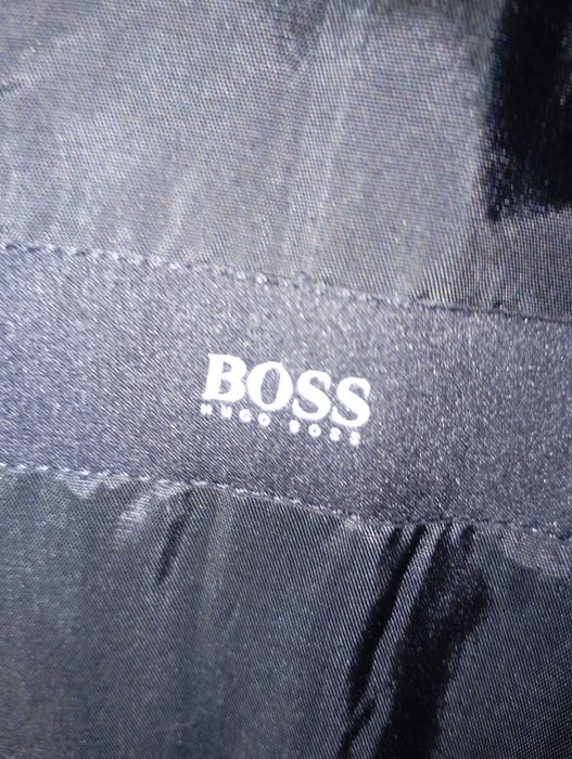 Casaco Hugo boss novo M/L - homem