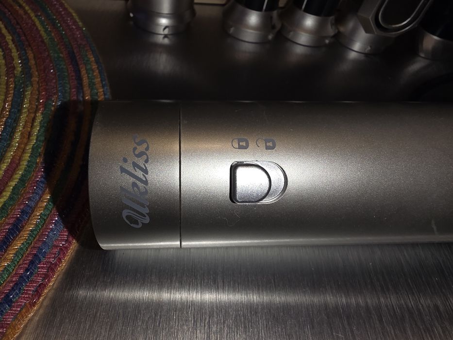 Ukliss Airstyle 6w1 dmuchana szczotka do włosów